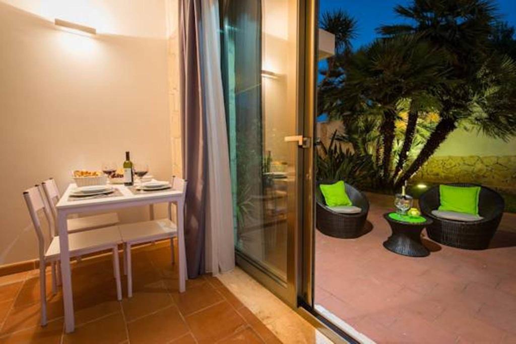 Birkin Apartments Cagliari Exteriör bild